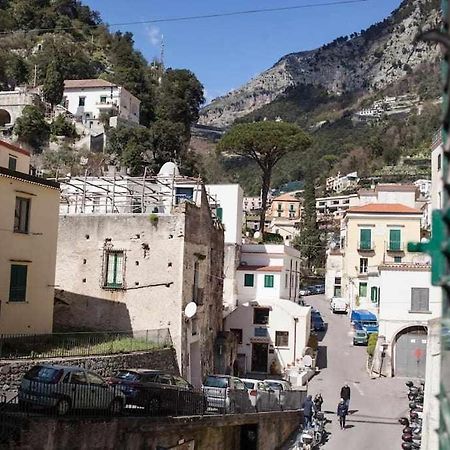 Donna Sara Appartamento In Corte Amalfitana Exteriör bild