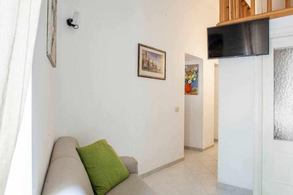 Donna Sara Appartamento In Corte Amalfitana Exteriör bild